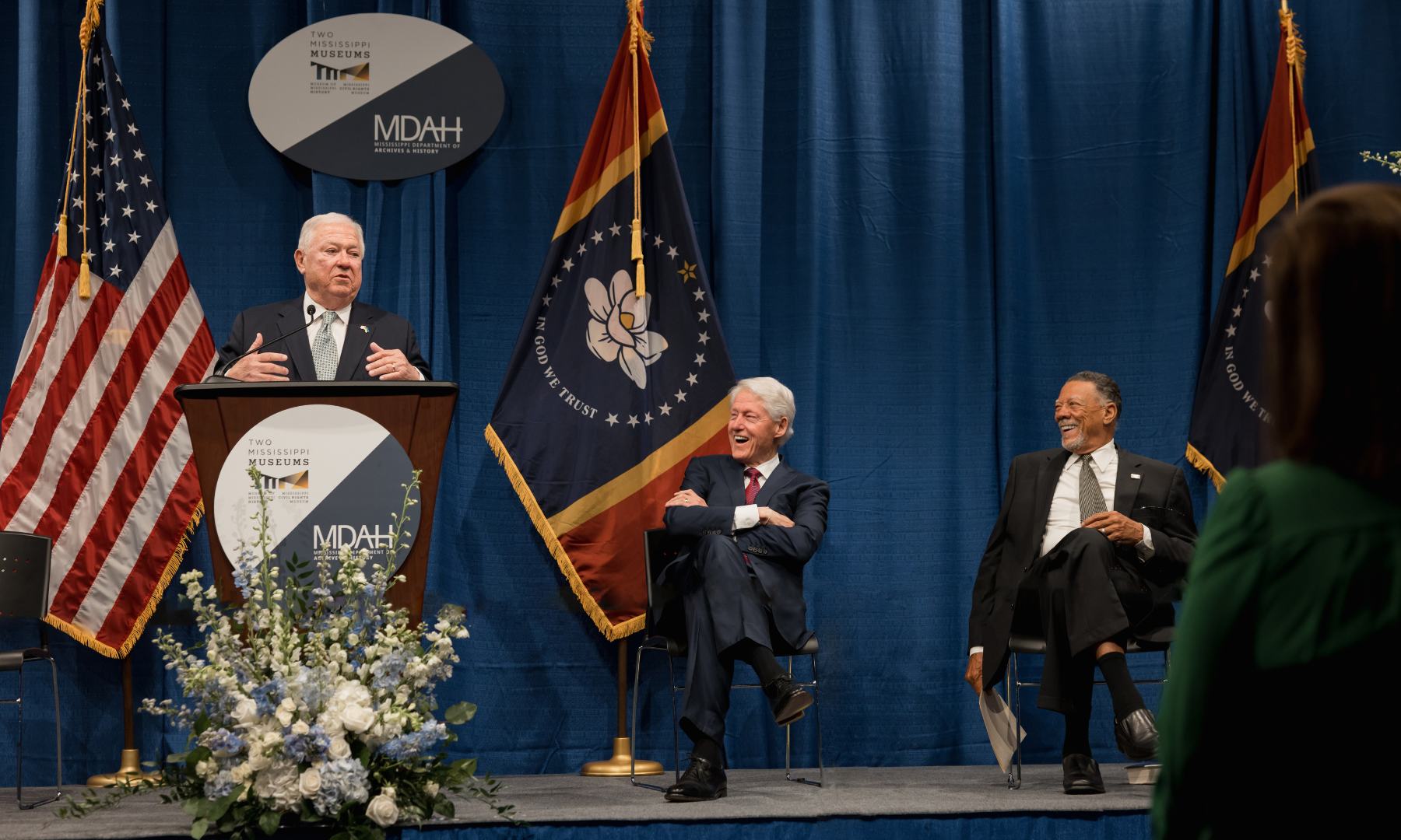 Left to right: former Governor Haley Barbour, former President Bill Clinton, and former MS Supreme Court Justice Reuben Anderson